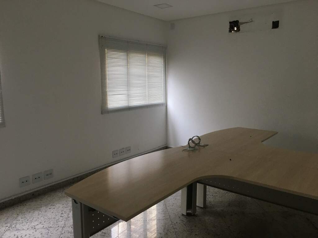 Prédio Inteiro à venda, 1200m² - Foto 25