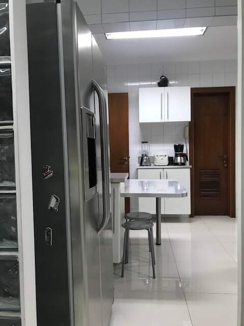 Apartamento à venda com 3 quartos, 154m² - Foto 7