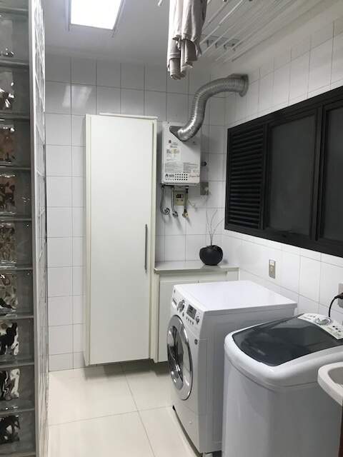 Apartamento à venda com 3 quartos, 154m² - Foto 9