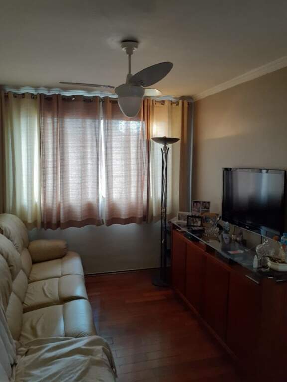 Apartamento à venda com 2 quartos, 68m² - Foto 1