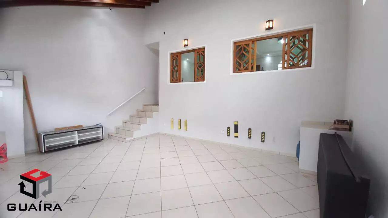 Casa para alugar com 3 quartos, 162m² - Foto 4