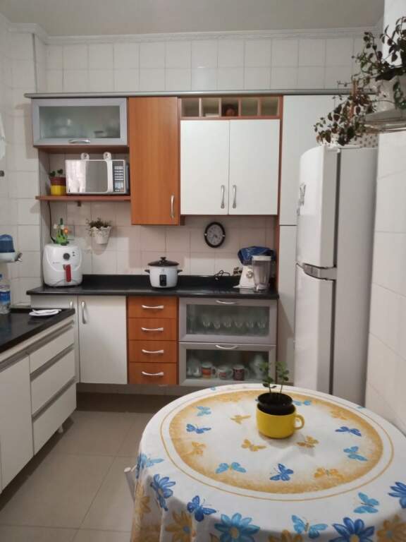 Apartamento à venda com 1 quarto, 38m² - Foto 1