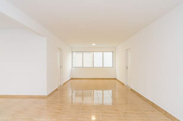 Apartamento à venda com 3 quartos, 145m² - Foto 2