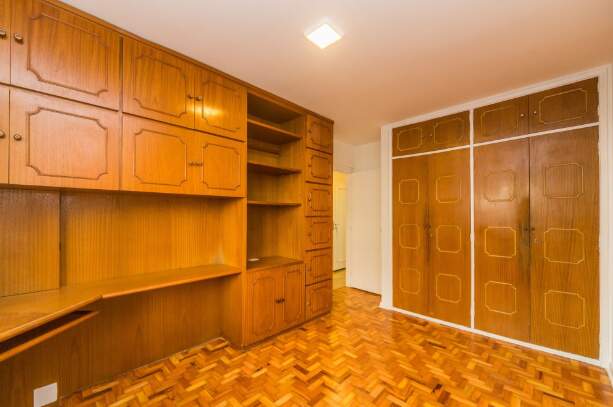 Apartamento à venda com 3 quartos, 145m² - Foto 19