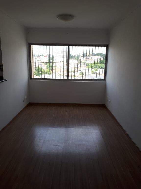 Apartamento à venda com 2 quartos, 70m² - Foto 1