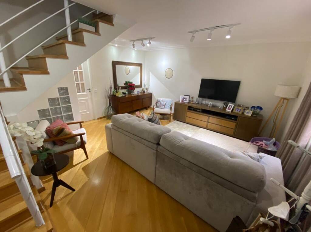 Sobrado à venda com 3 quartos, 112m² - Foto 1