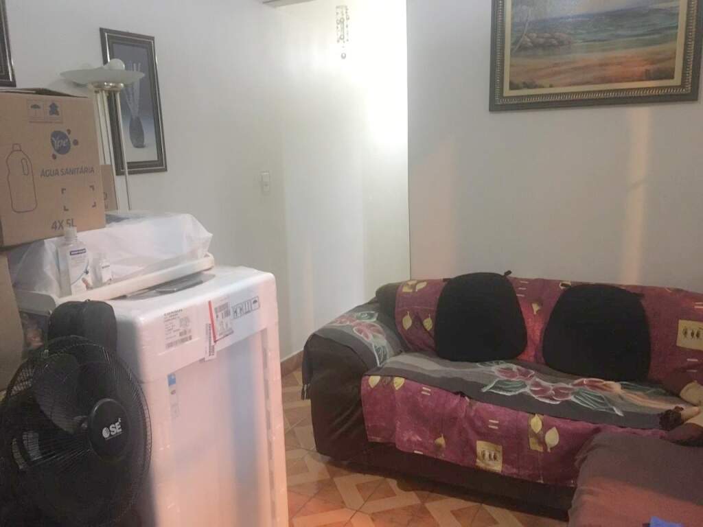 Apartamento à venda com 2 quartos, 61m² - Foto 2