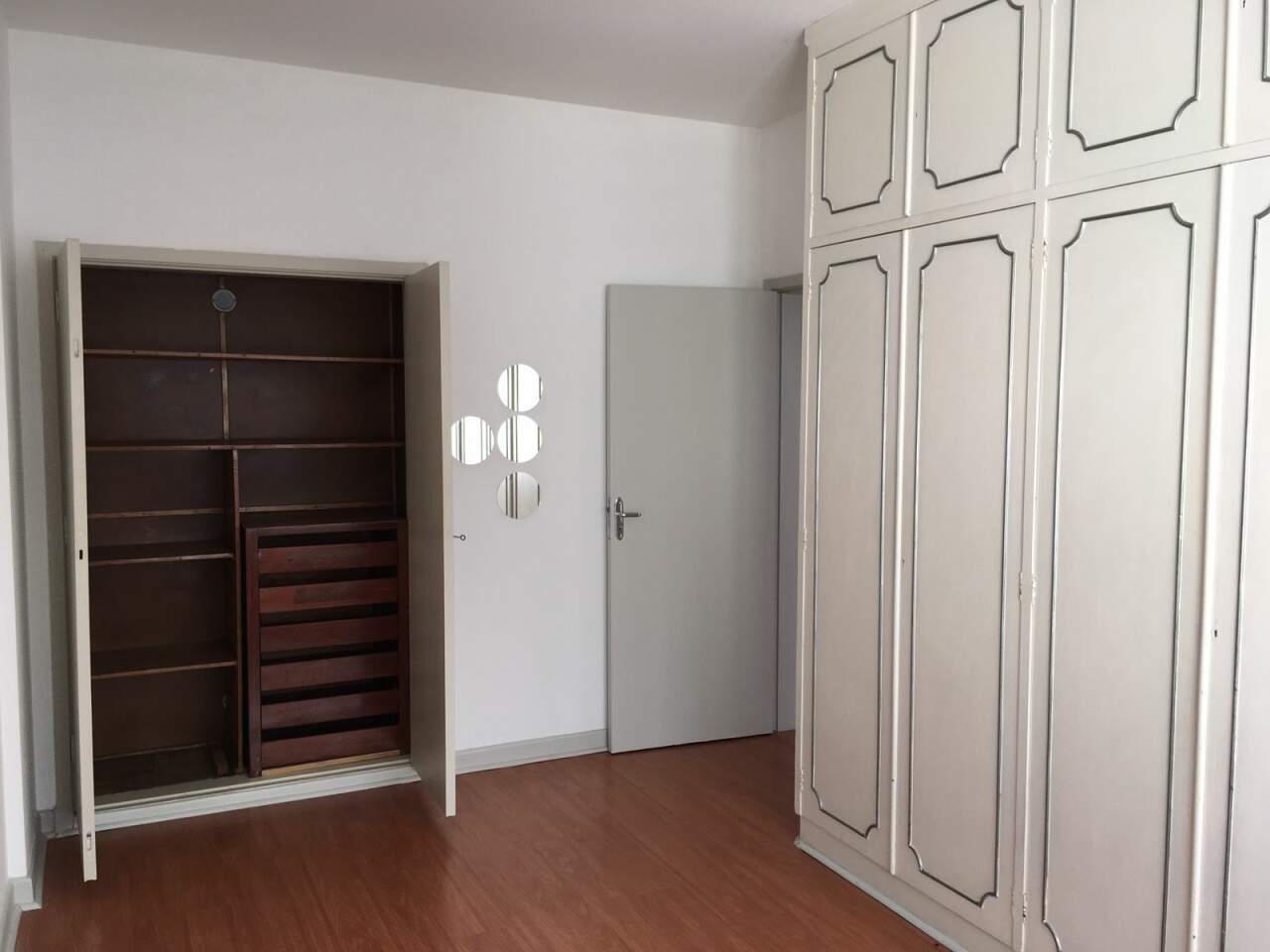 Apartamento à venda com 2 quartos, 85m² - Foto 8