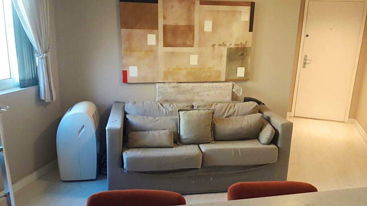 Apartamento à venda com 1 quarto, 45m² - Foto 2