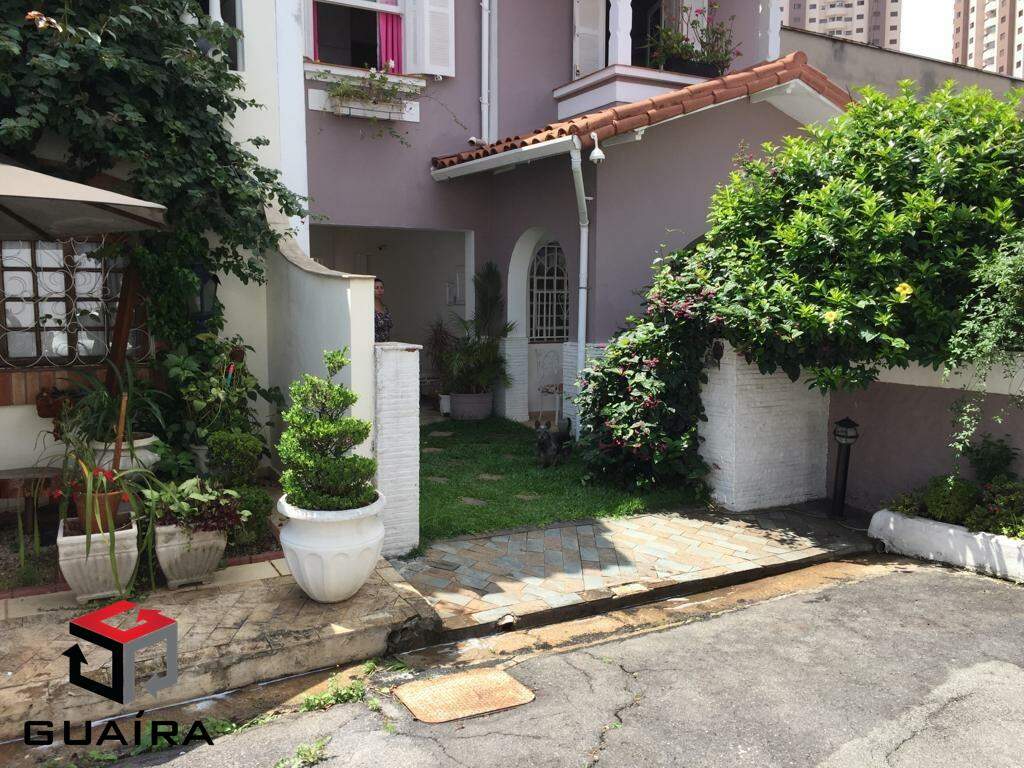 Casa à venda com 6 quartos, 218m² - Foto 2