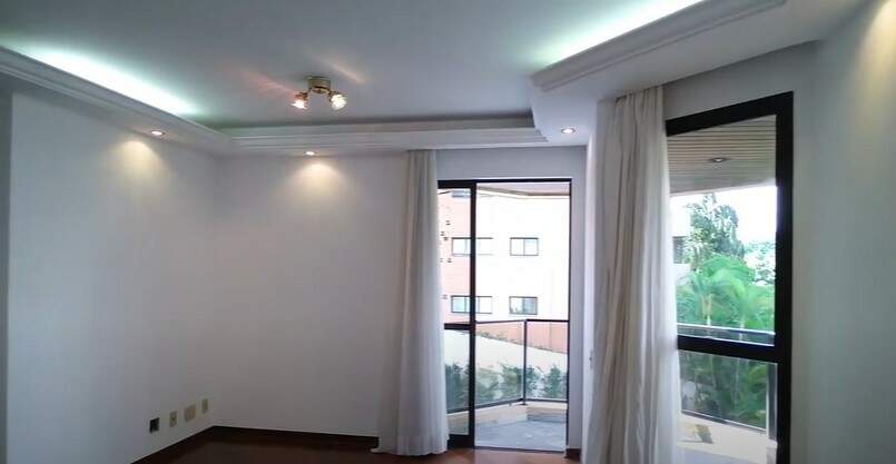 Apartamento à venda com 4 quartos, 157m² - Foto 3