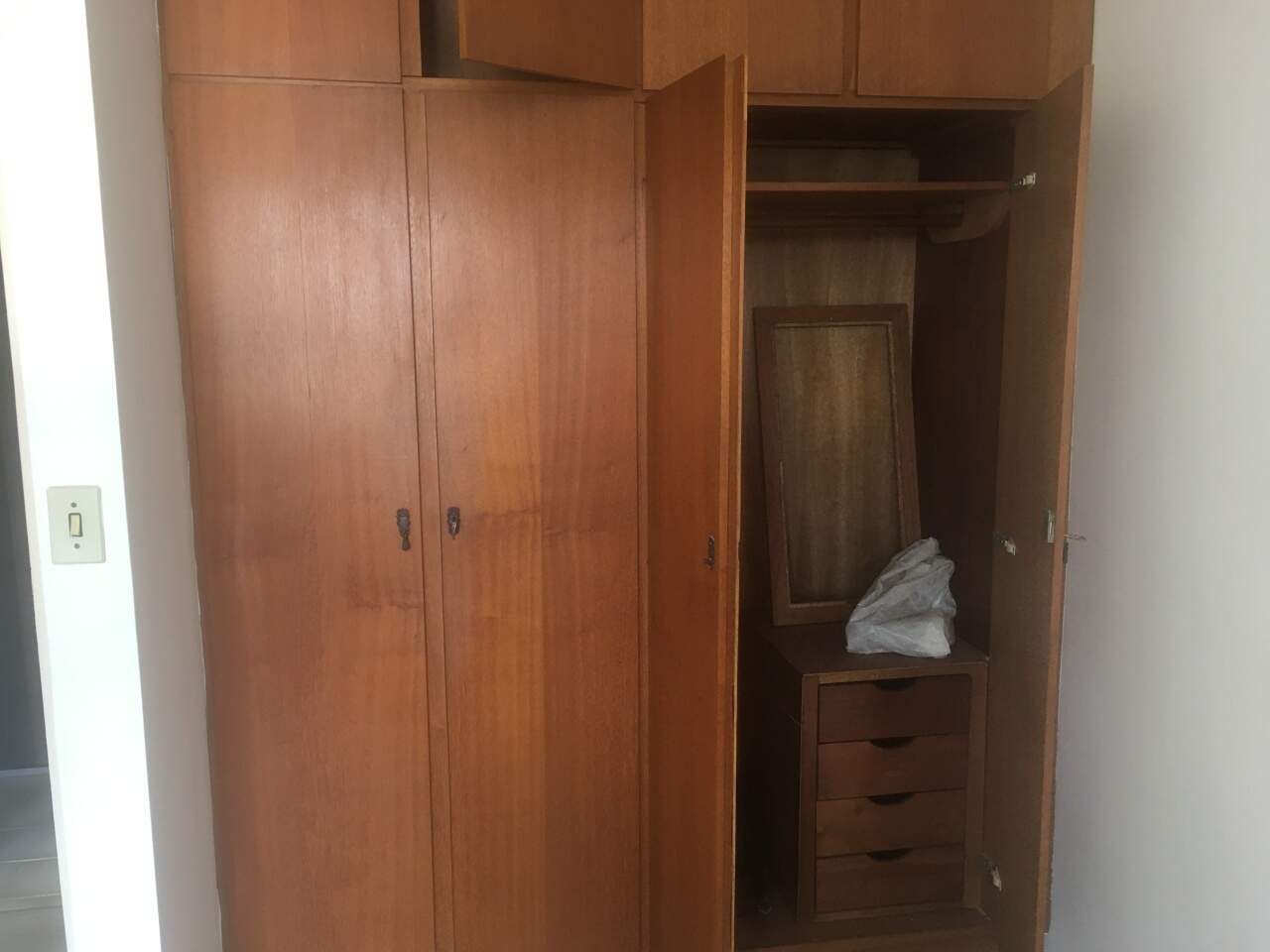 Apartamento à venda com 1 quarto, 43m² - Foto 6