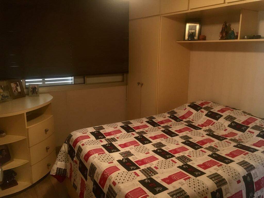 Apartamento à venda com 2 quartos, 75m² - Foto 7