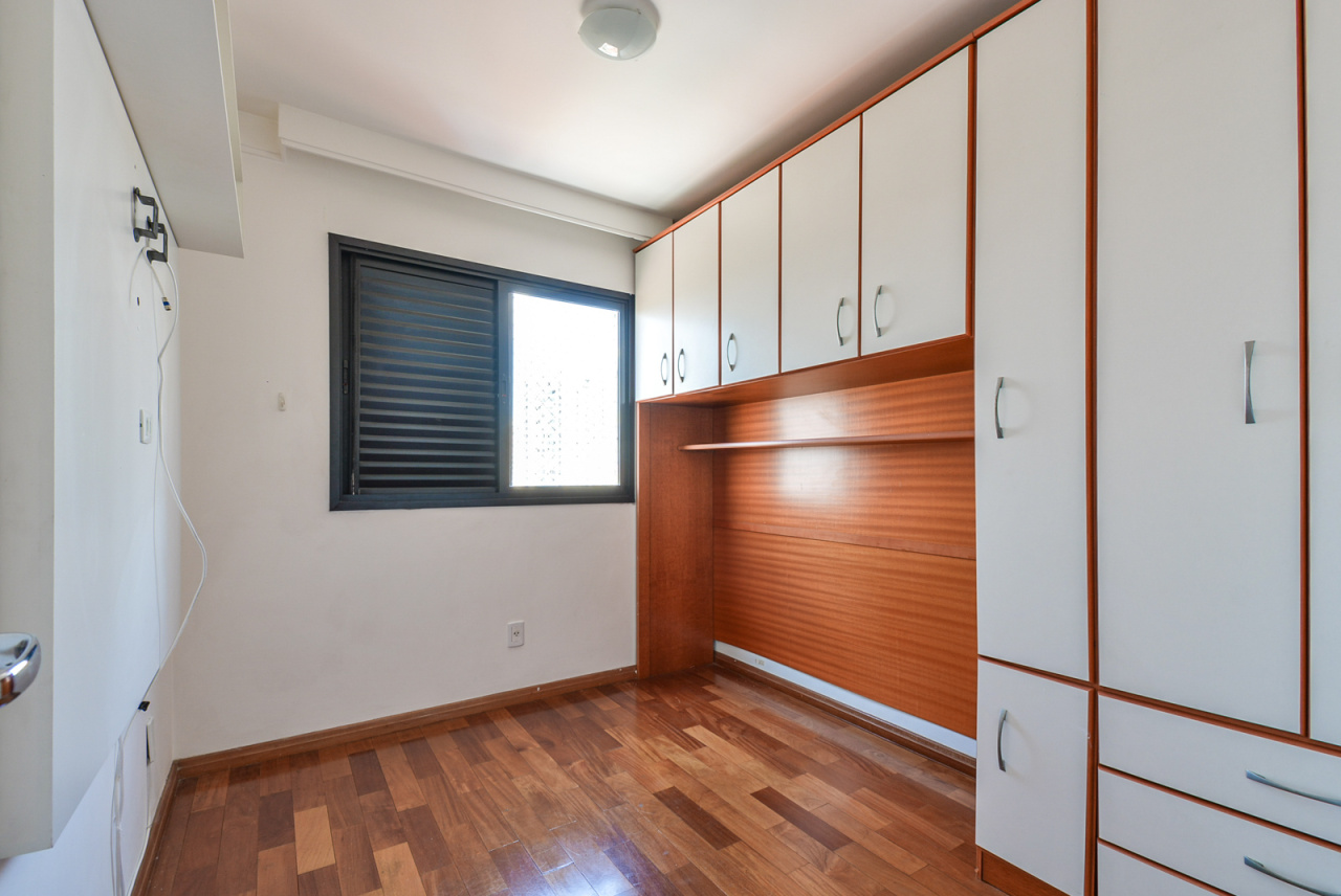 Apartamento à venda com 3 quartos, 85m² - Foto 14