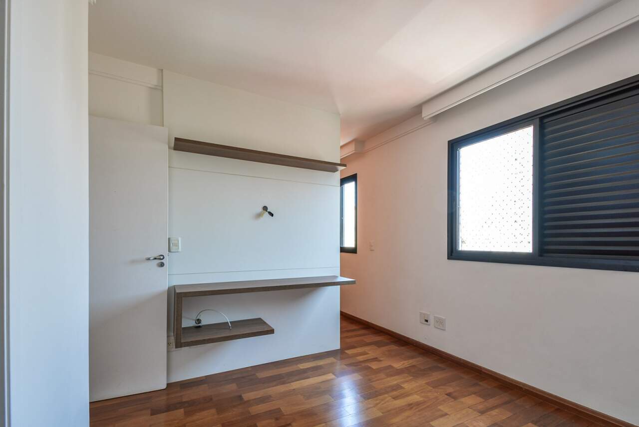 Apartamento à venda com 3 quartos, 85m² - Foto 19