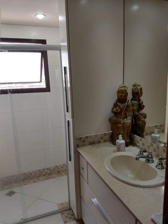 Apartamento à venda com 3 quartos, 170m² - Foto 19