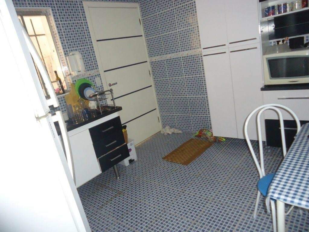 Sobrado à venda com 3 quartos, 120m² - Foto 13