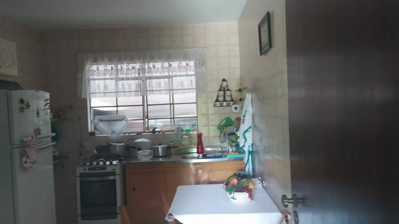 Sobrado à venda com 6 quartos, 260m² - Foto 3