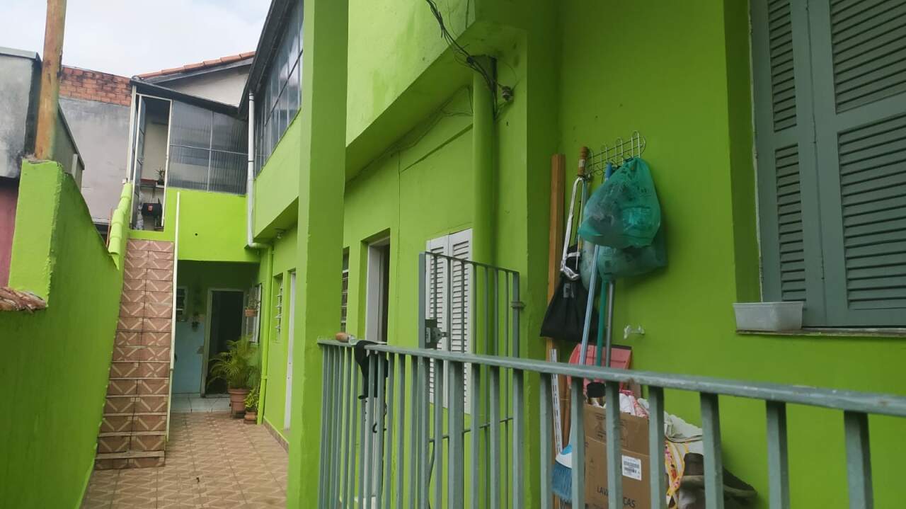 Sobrado à venda com 6 quartos, 260m² - Foto 28