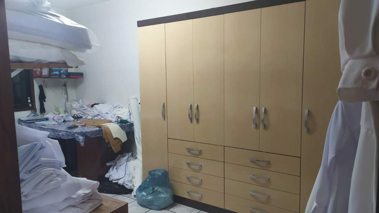 Sobrado à venda com 6 quartos, 260m² - Foto 13