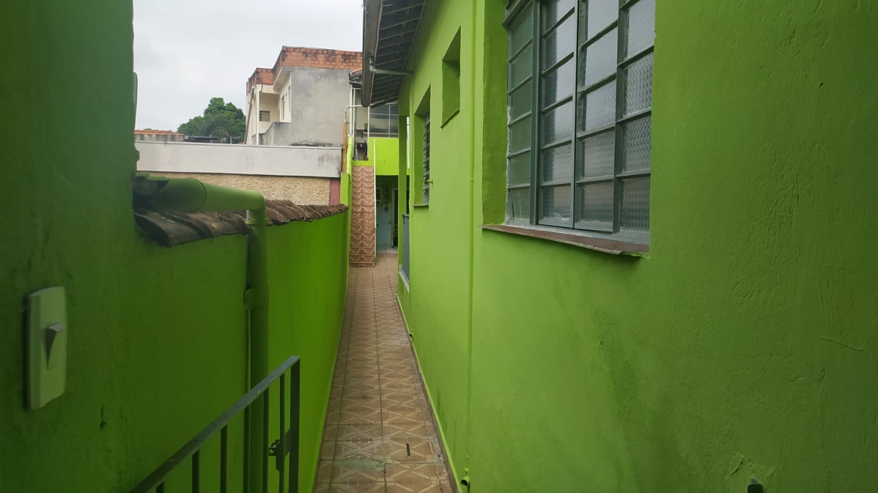 Sobrado à venda com 6 quartos, 260m² - Foto 30