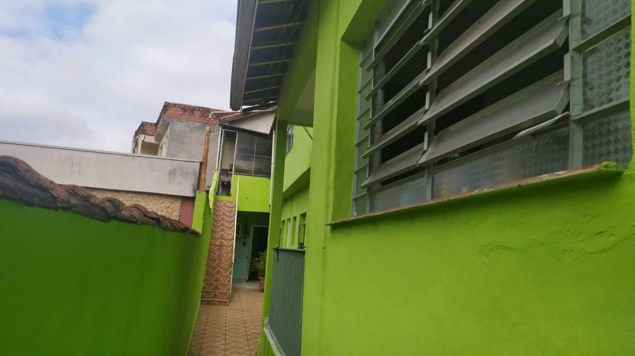 Sobrado à venda com 6 quartos, 260m² - Foto 27