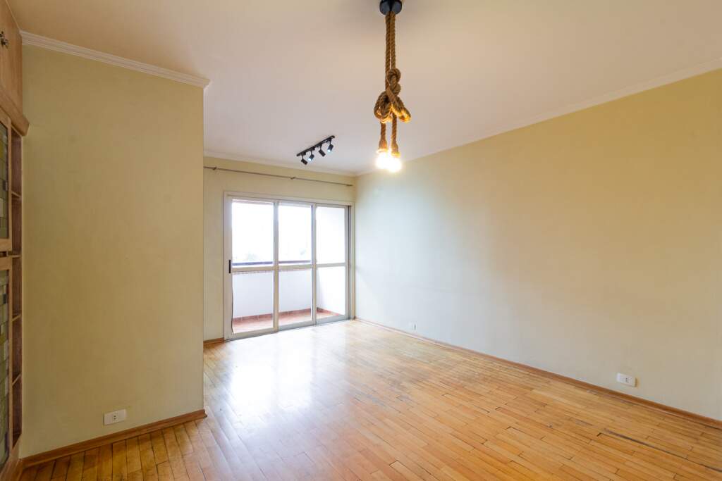 Apartamento à venda com 3 quartos, 105m² - Foto 4