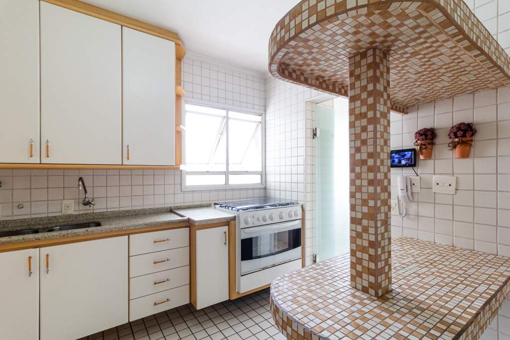 Apartamento à venda com 3 quartos, 105m² - Foto 18