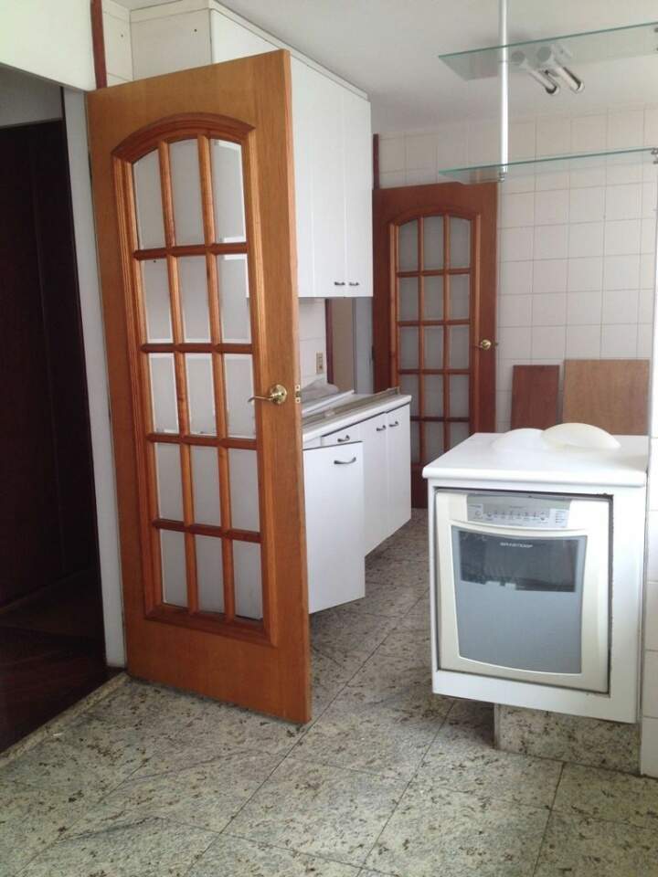 Apartamento à venda com 4 quartos, 157m² - Foto 12