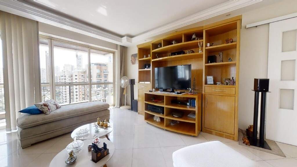 Apartamento à venda com 2 quartos, 160m² - Foto 2