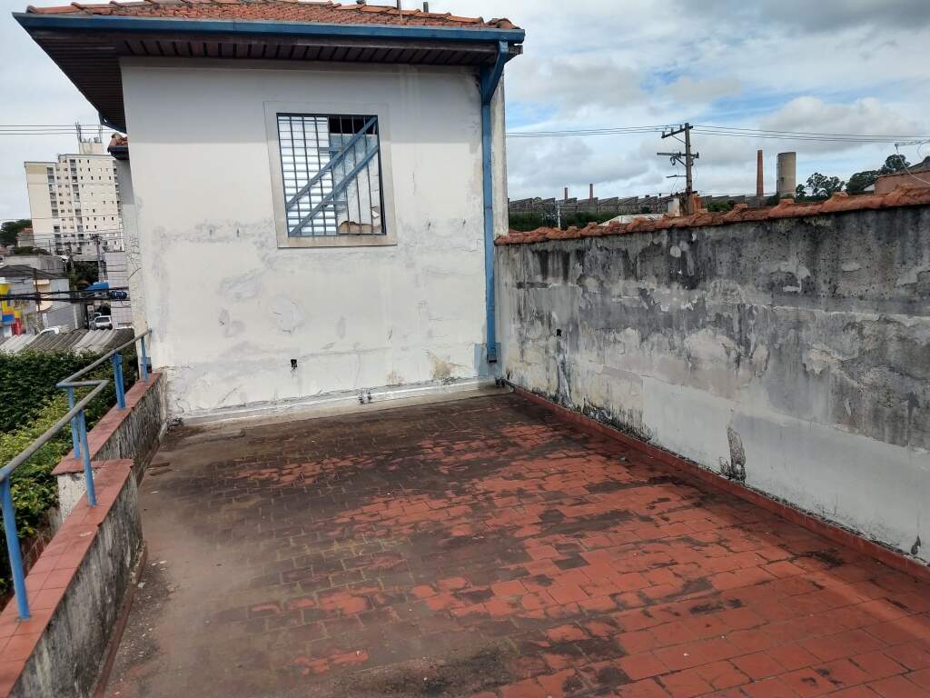 Sobrado à venda com 3 quartos, 180m² - Foto 2