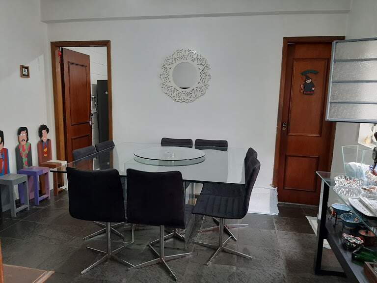 Sobrado à venda com 4 quartos, 230m² - Foto 2