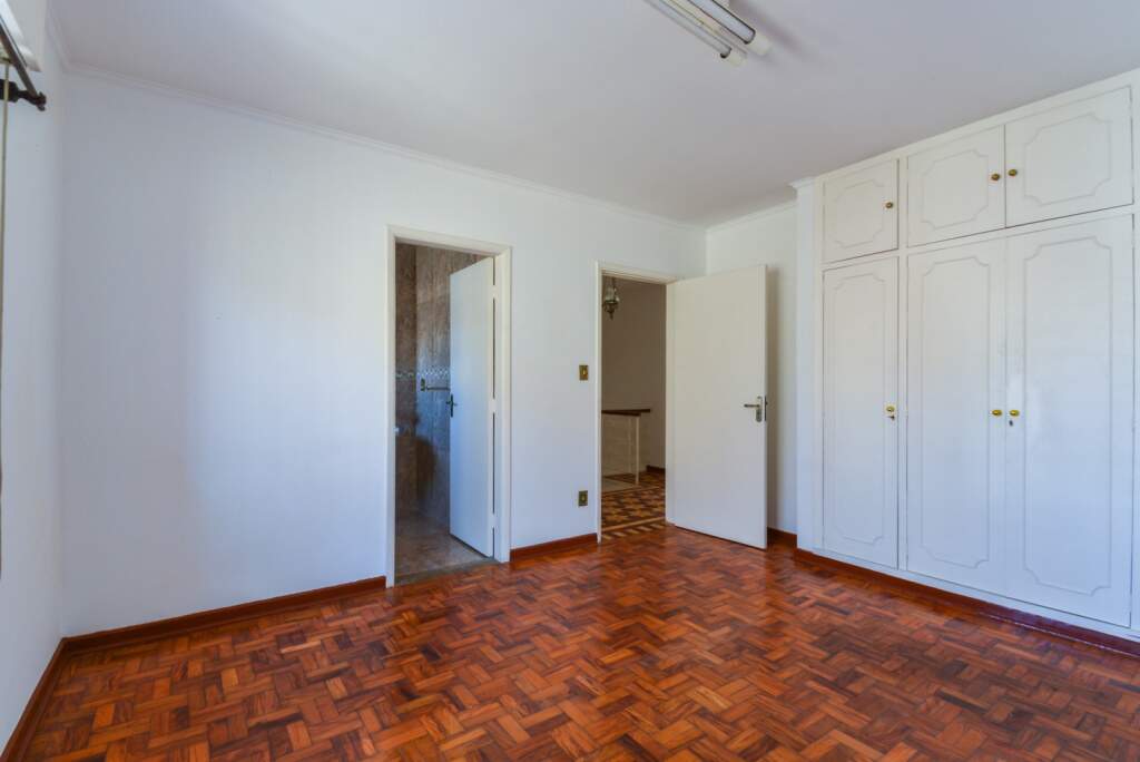 Sobrado à venda com 3 quartos, 200m² - Foto 12