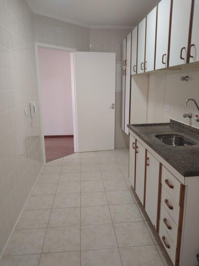 Apartamento à venda com 2 quartos, 67m² - Foto 11