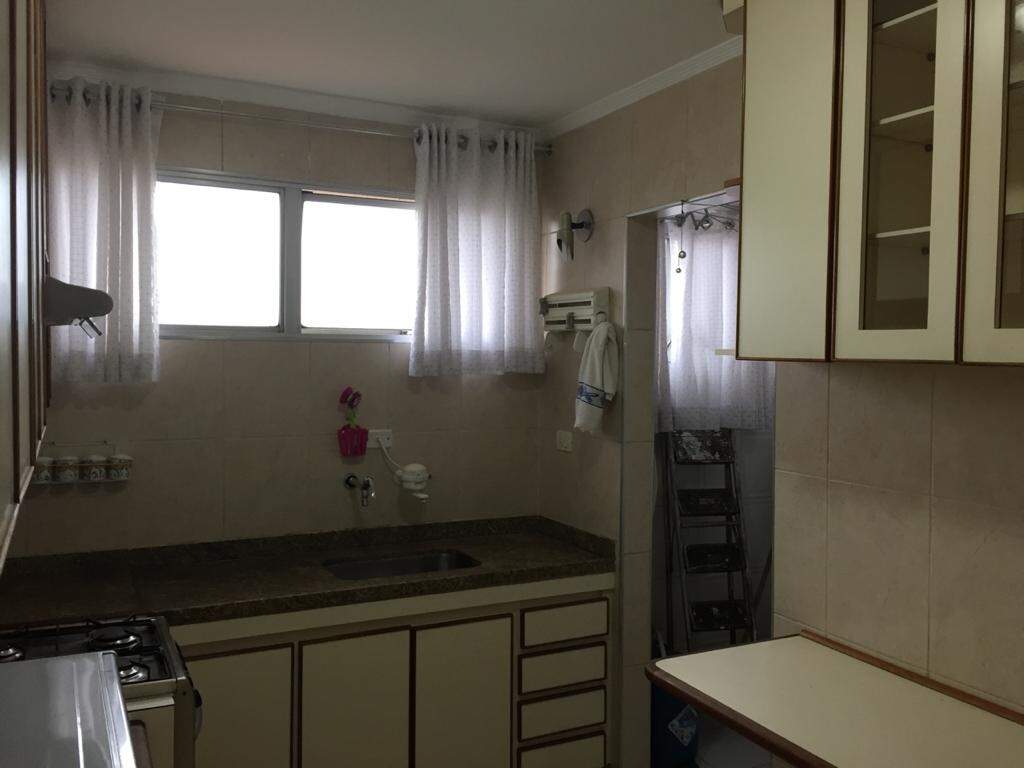 Apartamento à venda com 2 quartos, 68m² - Foto 17