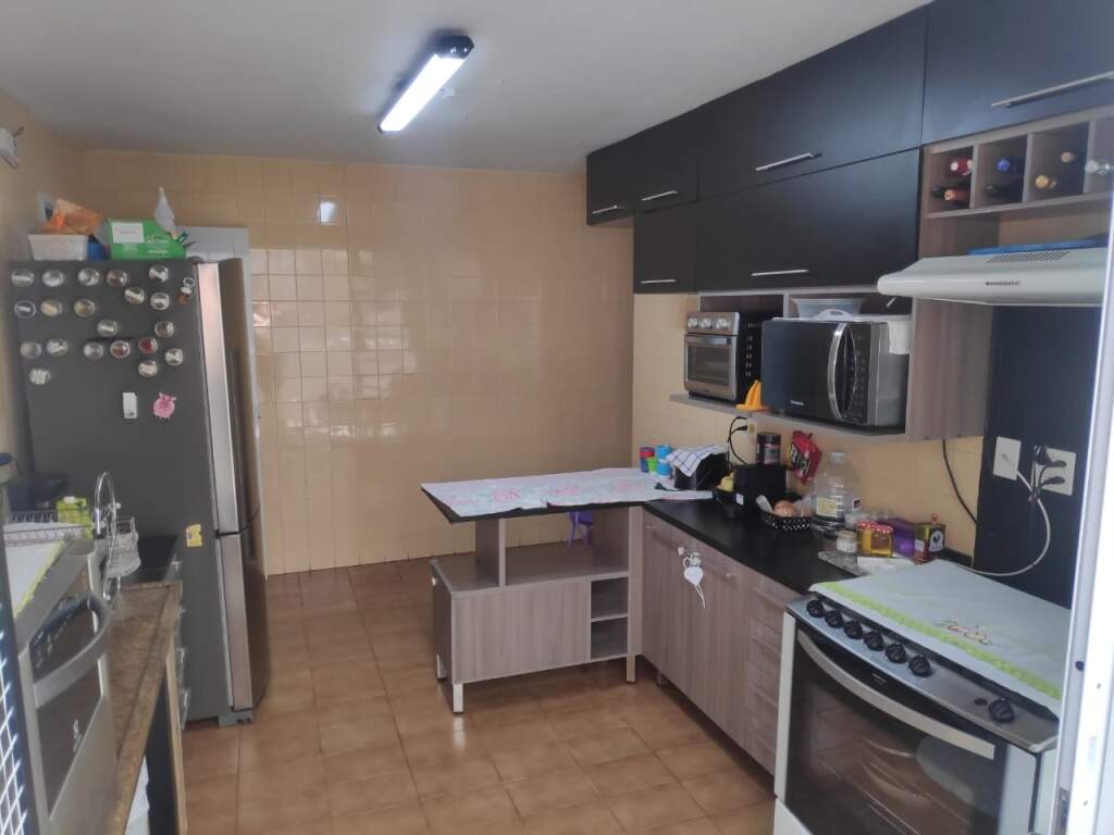 Sobrado à venda com 4 quartos, 250m² - Foto 24