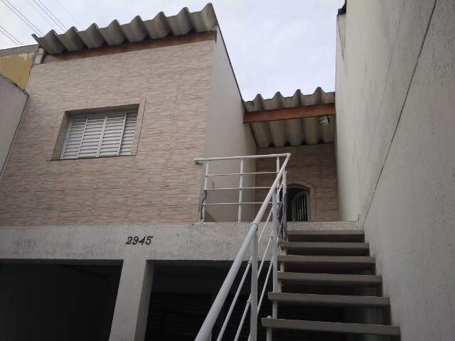 Casa à venda com 3 quartos, 200m² - Foto 2