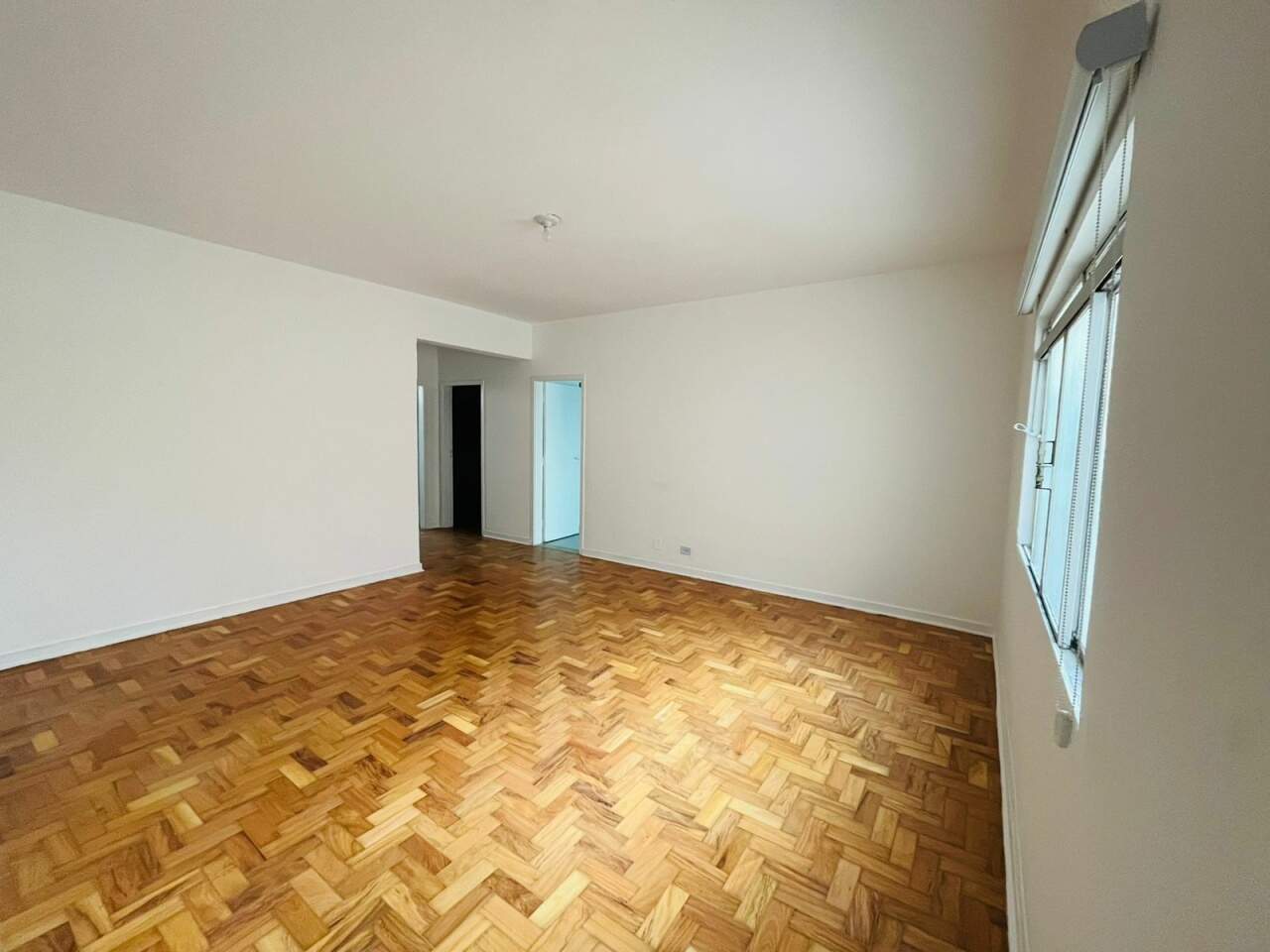 Apartamento à venda com 2 quartos, 72m² - Foto 1