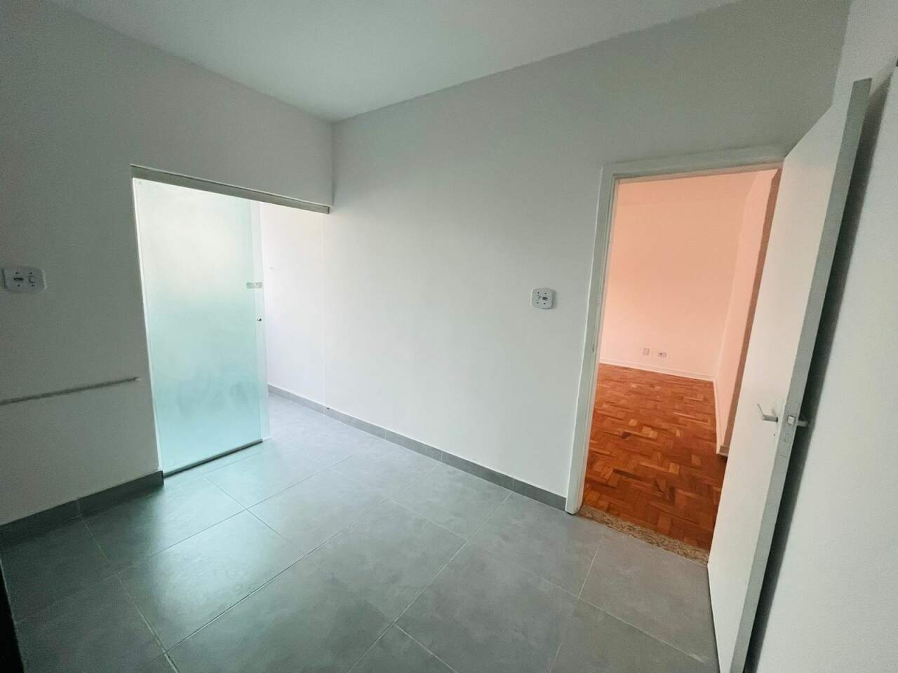 Apartamento à venda com 2 quartos, 72m² - Foto 7