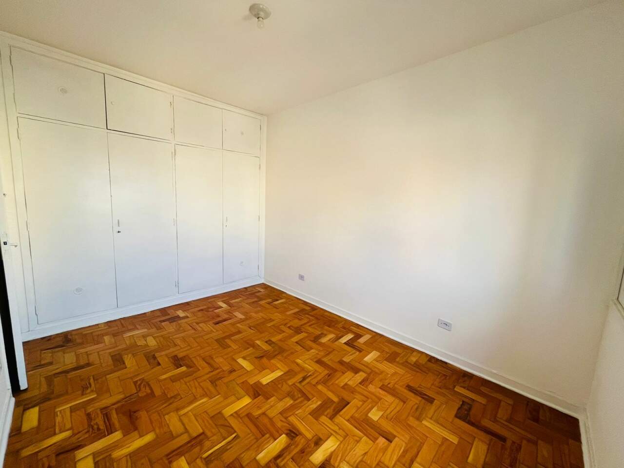 Apartamento à venda com 2 quartos, 72m² - Foto 14