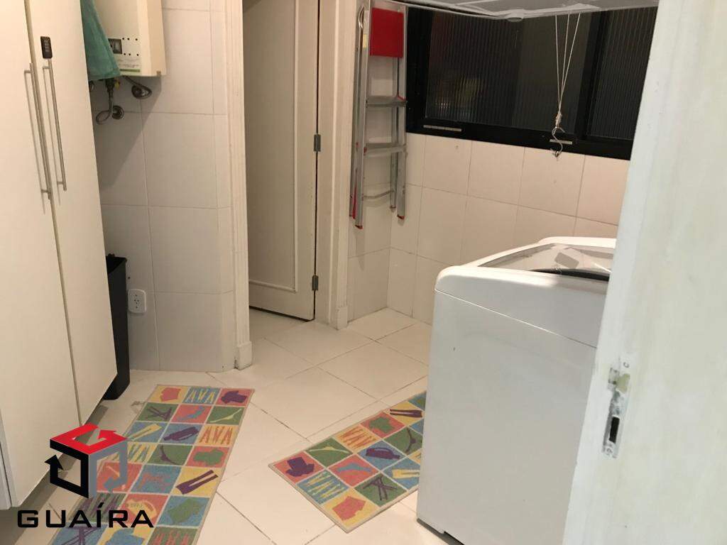 Apartamento à venda com 3 quartos, 150m² - Foto 17