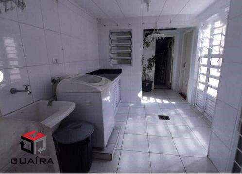 Casa à venda com 5 quartos, 200m² - Foto 7