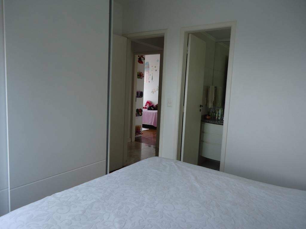 Apartamento à venda com 3 quartos, 103m² - Foto 15