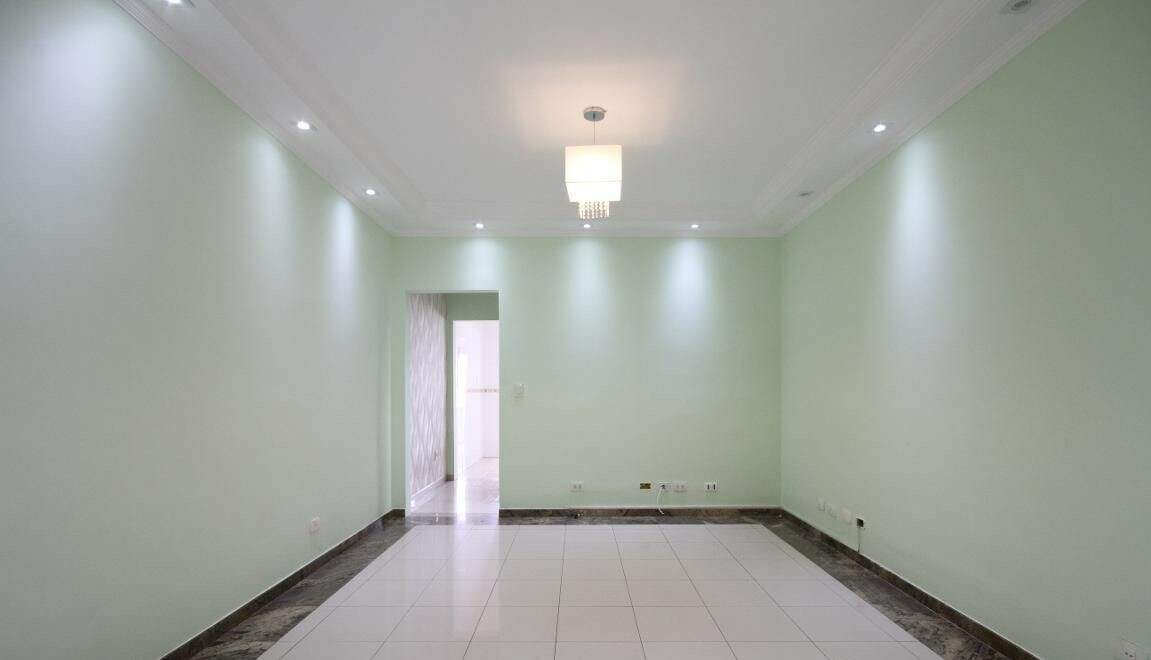 Sobrado à venda com 3 quartos, 150m² - Foto 2