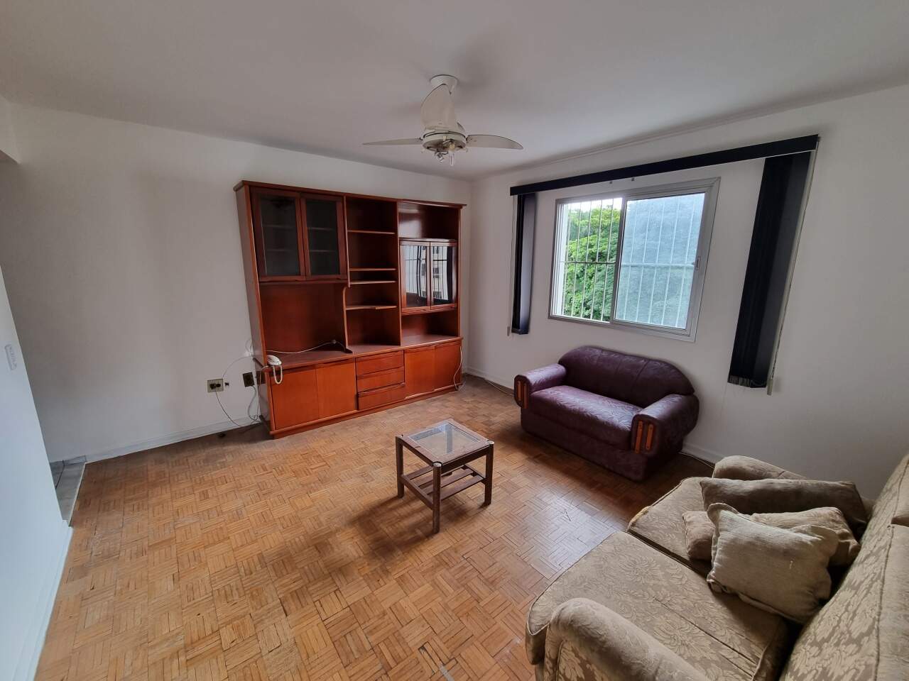 Apartamento à venda com 3 quartos, 84m² - Foto 2