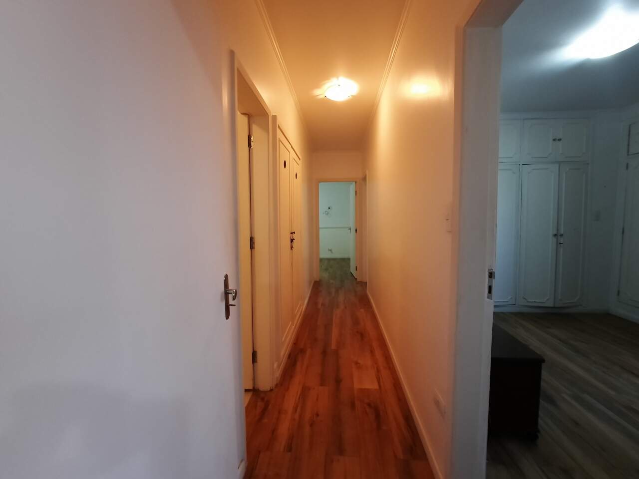 Apartamento à venda com 3 quartos, 118m² - Foto 3