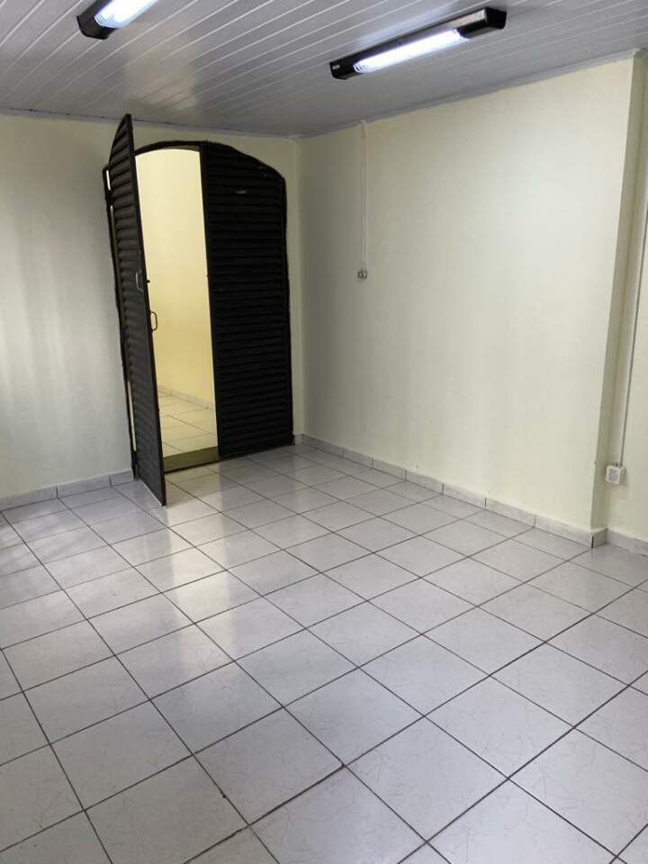 Sobrado à venda com 6 quartos, 260m² - Foto 14