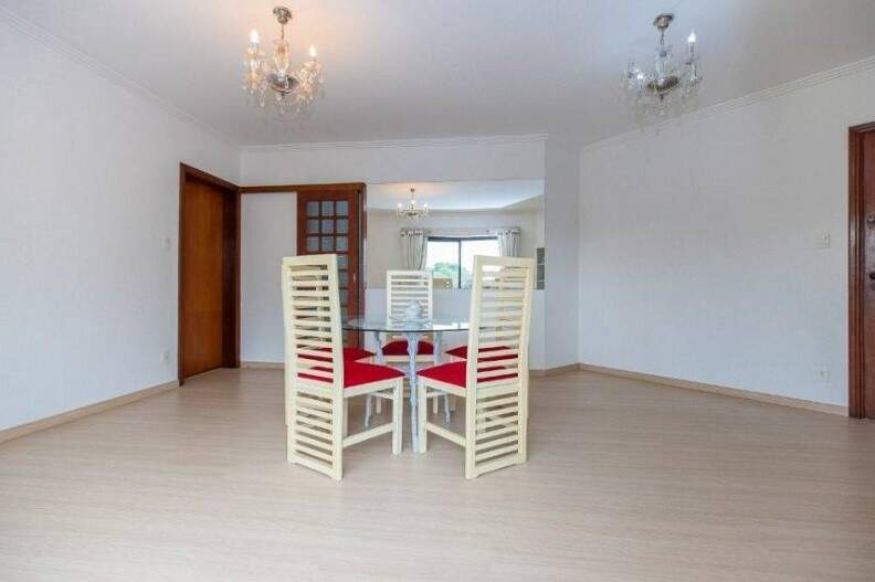 Apartamento à venda com 3 quartos, 100m² - Foto 2