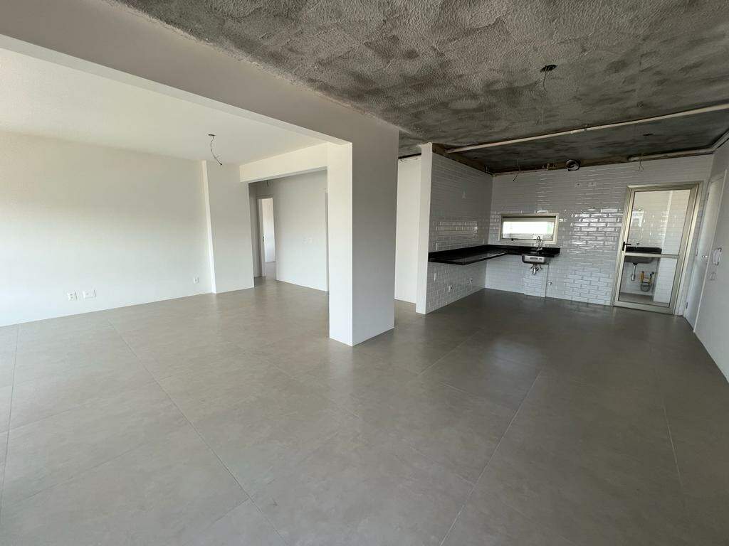 Apartamento à venda com 3 quartos, 113m² - Foto 6