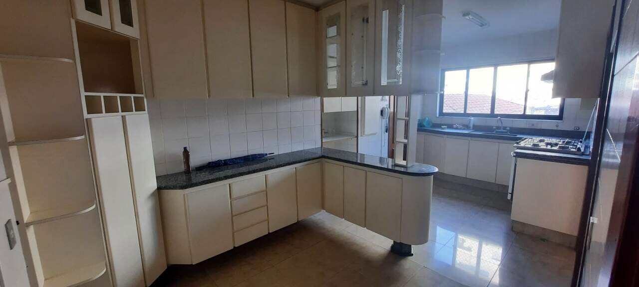 Apartamento à venda com 3 quartos, 117m² - Foto 4